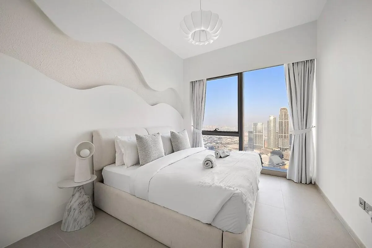 Apartment First Class 2Br Burj Khalifa & Fountain View Dubai