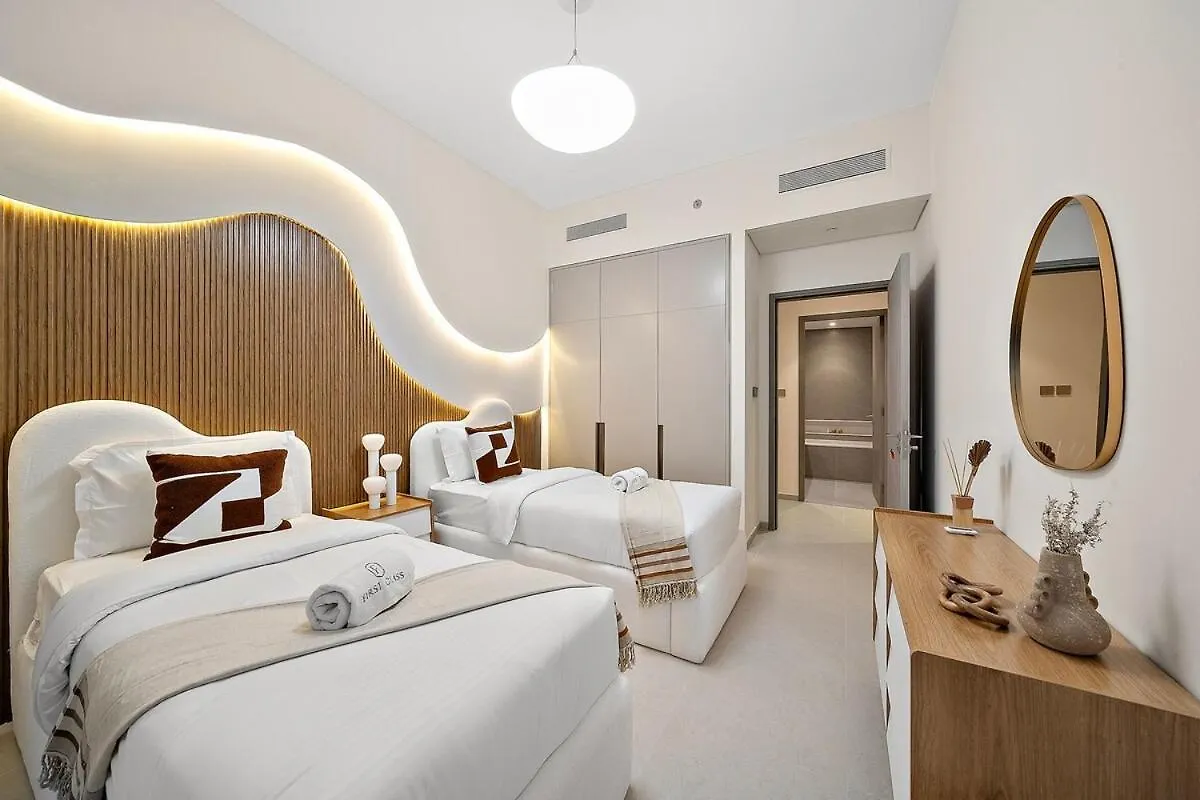 First Class 2Br Burj Khalifa & Fountain View Dubai Apartment