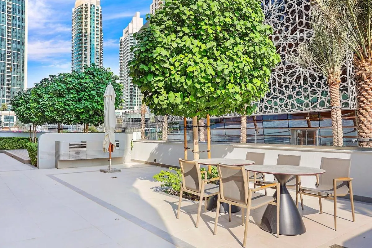 Apartment First Class 2Br Burj Khalifa & Fountain View Dubai